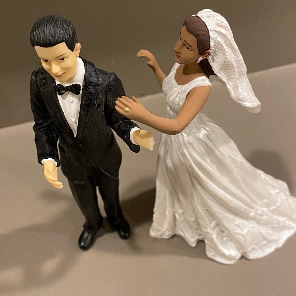 Wedding cake topper